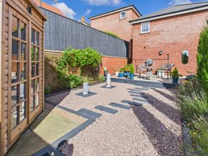 Rear- click for photo gallery